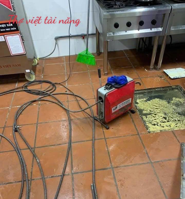 Thông Cống Nghẹt Quận Tân Phú Giá Rẻ | 100K - Thợ Việt Tài Năng