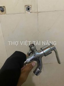 Lắp đặt, thay thế trọn bộ vòi sen tắm nóng lạnh