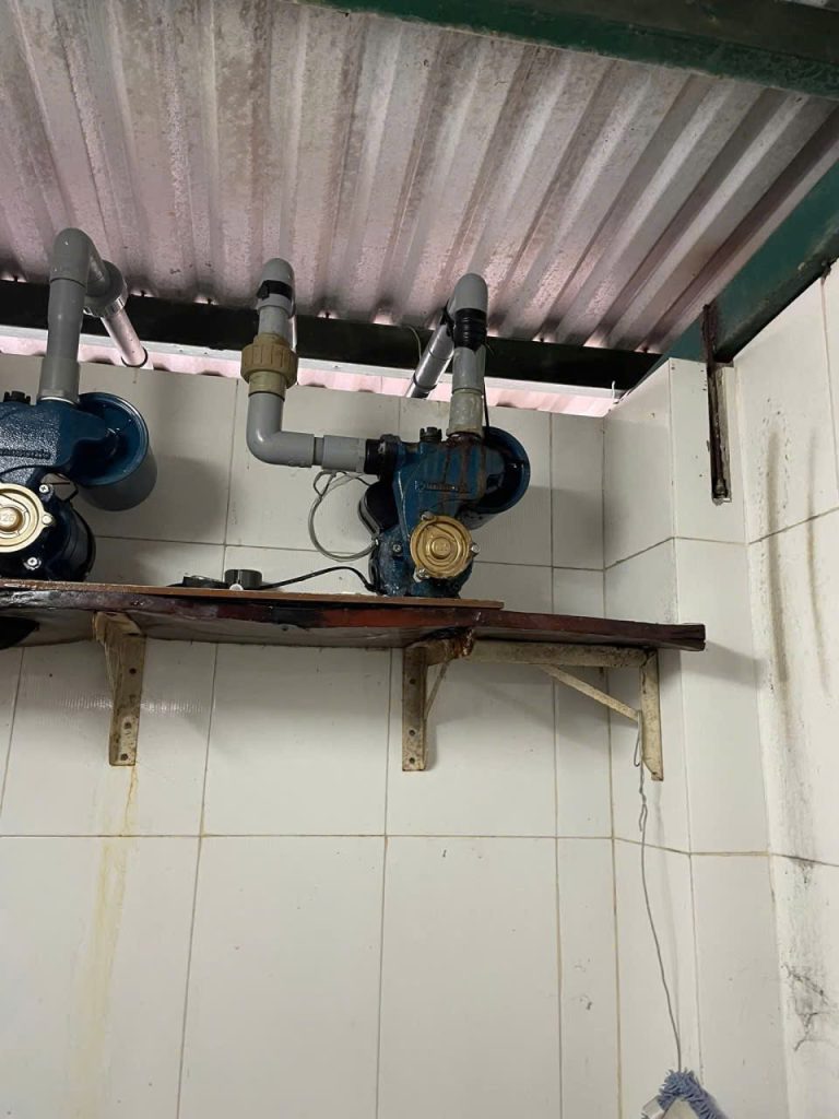 Sửa Máy Bơm Quận 10 : Xử Lý Máy cháy, Không Lên Nước, Kêu To